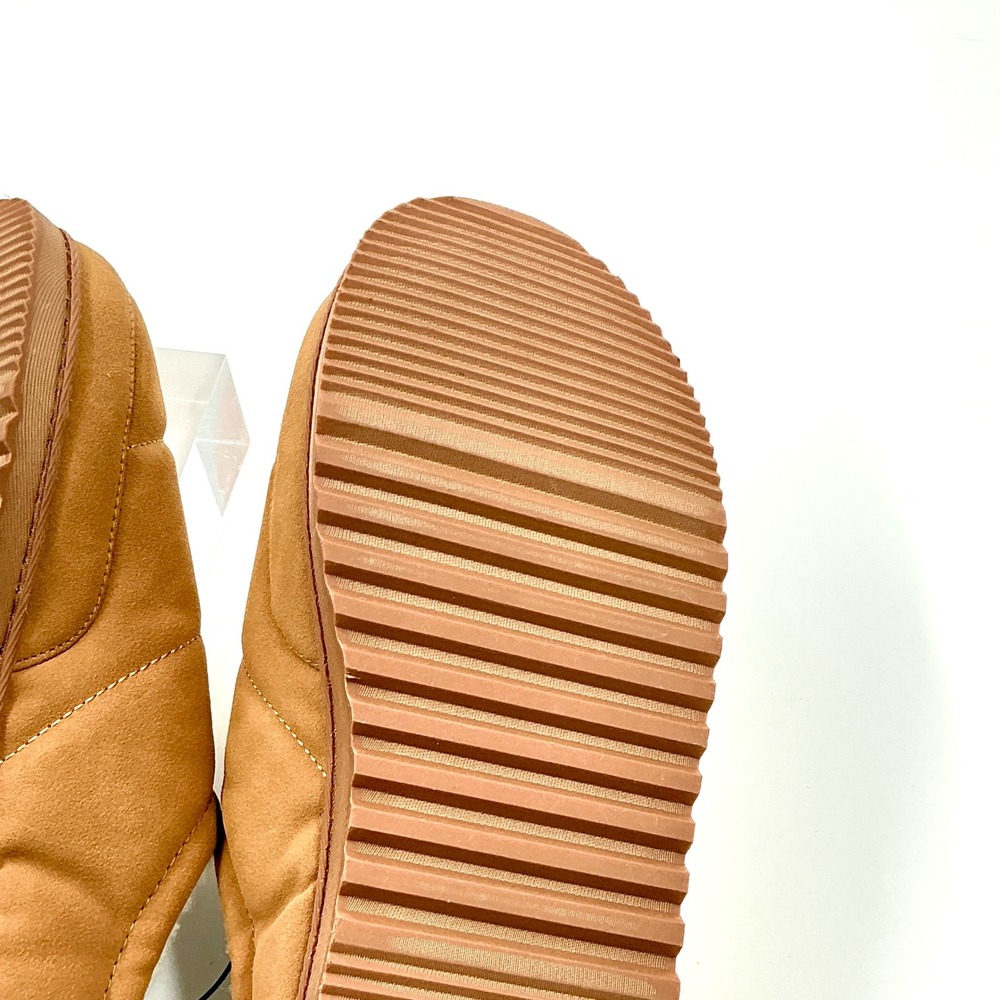 Nordstrom Rack Mens Size 9-10 Slippers Tan Quilted Faux Fur Puffer MSRP $30 - Picture 11 of 14